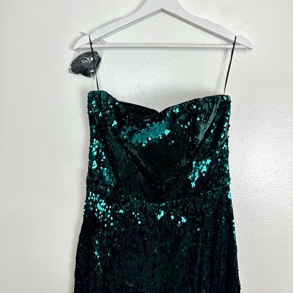 DRESS THE POPULATION Andy Sequin Strapless Jumpsuit in Deep Emerald Size Medium - Picture 5 of 13